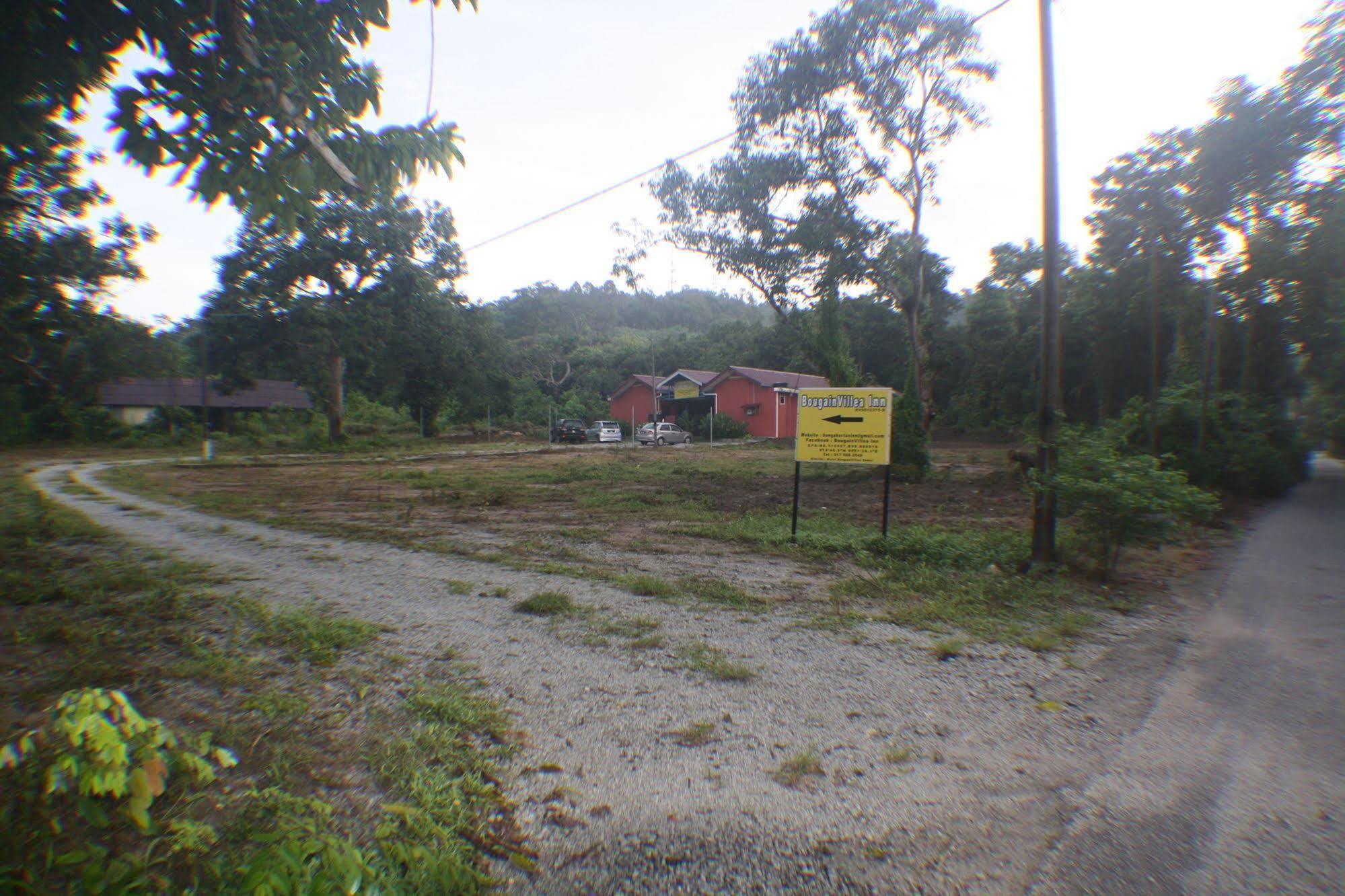 Bougainvillea Inn Kuah Exterior photo